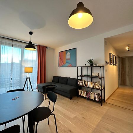Zwirn1, Uplne Nove, Parkovanie, Klimatizacia, Bratislava Dış mekan fotoğraf