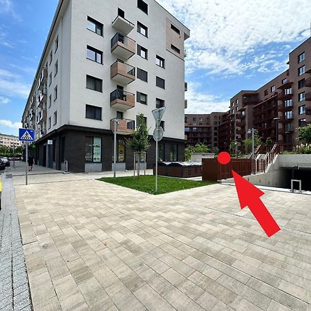 Zwirn1, Uplne Nove, Parkovanie, Klimatizacia, Bratislava Dış mekan fotoğraf